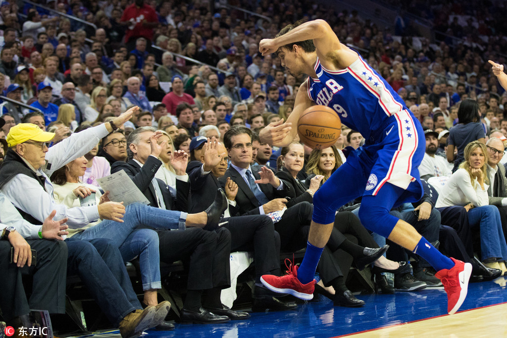 开云网页版-曼城训练开放日，集结日内部沟通引欢呼，荷甲在即，身体对抗强度拉满的简单介绍